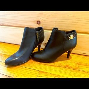 Tommy Hilfiger ankle boots size 6 (36.5)